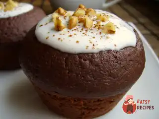 Сметанний шоколадний кекс у мікрохвильовій печі