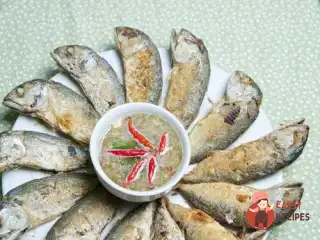 Пряний огірковий соус для риби на грилі