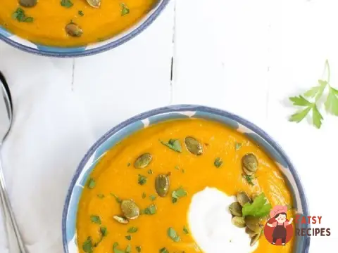 Cуп-пюре із сочевиці з куркумою