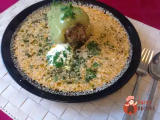 Фаршировані перці з м'ясом та рисом