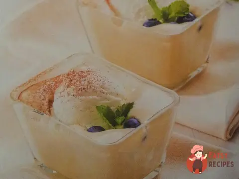 Карибський яєчний десерт