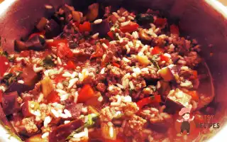 Баклажани, Тушковані З Фаршем Та Рисом