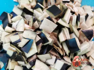 Крок 2: Салат з помідорів та баклажанів зі сметаною