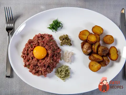 Класичний тартар із яловичини