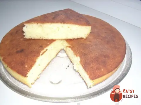 Манний пиріг зі сметаною