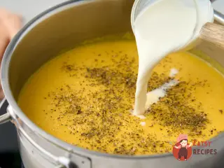 Крок 6: Гарбузовий крем-суп з куркою