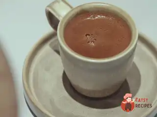 Кава в турці на піску