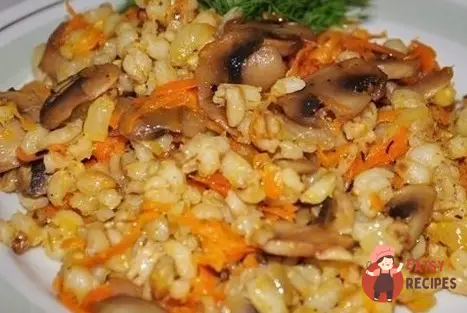 Перлова каша з грибами
