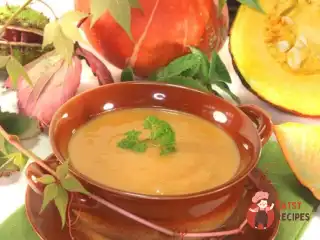 Гарбузовий суп-пюре з яблуками