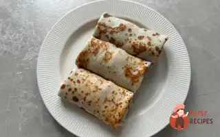 Млинці З Бананом І Вареним Згущеним Молоком