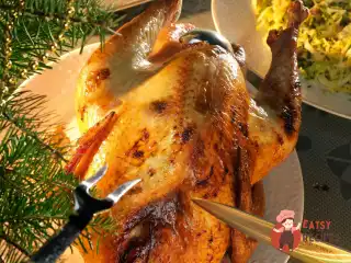 Індичка з яблуками та солодким шукрутом із савойської капусти