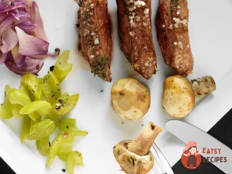 Качина грудка з томленими овочами та шампіньйонами