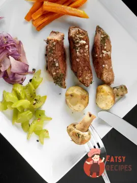 Качина грудка з томленими овочами та шампіньйонами