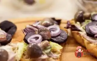 Брускетта З Куркою Та Буряком