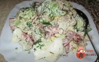 Салат З Пекінською Капустою, Куркою Та Сухариками.