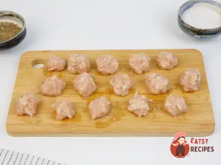 Крок 7: Гречаний суп з фрикадельками