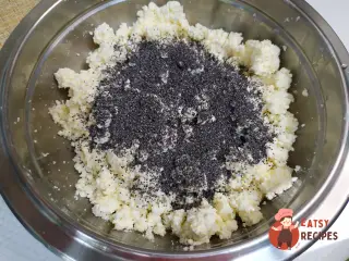 Крок 6: Сирники з маком
