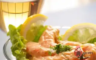 Коктейль З Королівських Креветок З Чері Та Йогуртово-Лимонним Соусом.