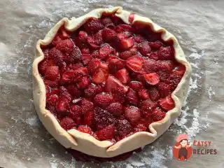 Галета з полуницею