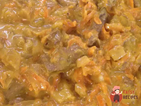 Яловича печінка, тушкована в кефірі