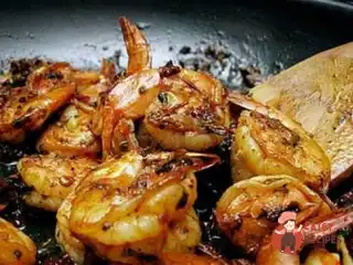 Креветки у гострій глазурі