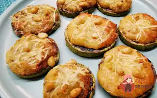 Сирно-Часникова Закуска З Кабачка З Кедровими Горішками