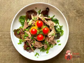 Салат з качкою та чебрецем
