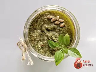 Базиліковий соус-намазка на вершковому маслі