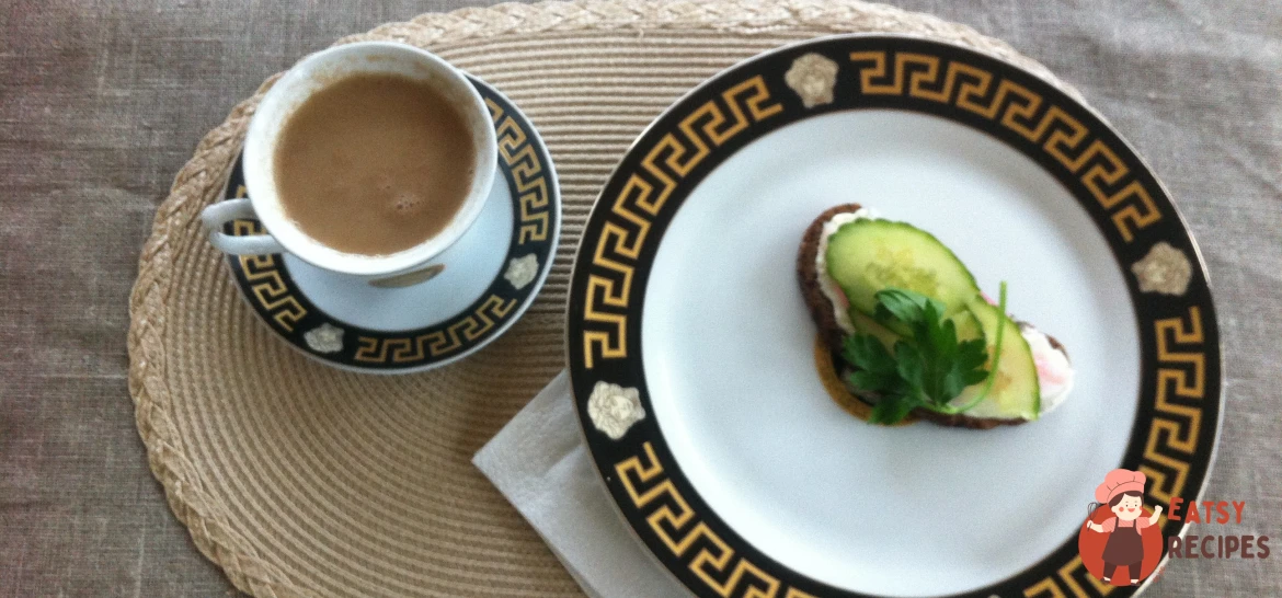 Королівський бутерброд із крабовим м'ясом