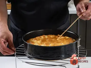 Крок 9: Пісна шарлотка