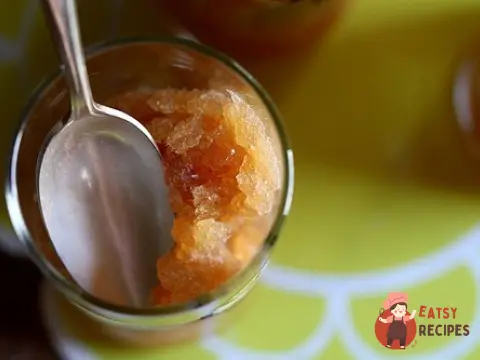 Пряна яблучна граніта з бурбоном