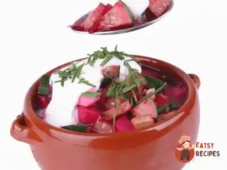 Салат з редису з горіхами та буряковим бадиллям
