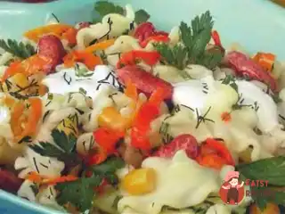 Салат з квасолею та кукурудзою