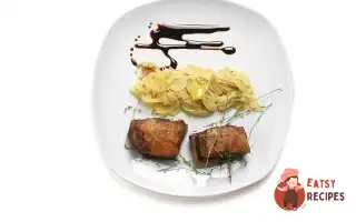 Копчені Свинячі Ребра З Оцтовою Цибулею