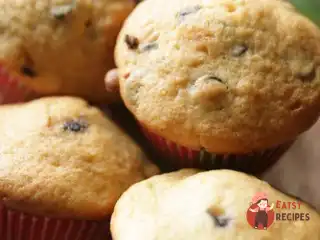 Пісні фісташкові мафіни з чорницею