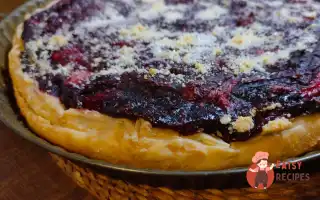 Пиріг З Полуницею Та Ожиною