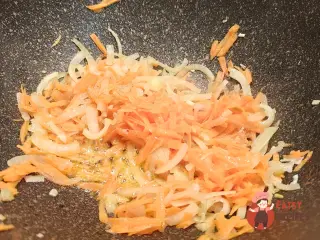 Крок 2: Домашнє куряче рагу