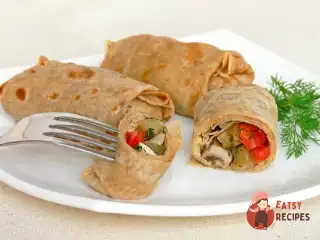 Житні млинці із запеченими овочами