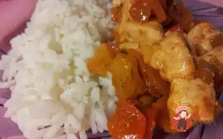 Куряче Філе В Кисло-Солодкому Соусі З Ананасами