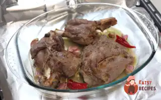 Запечені Баранячі Голяшки