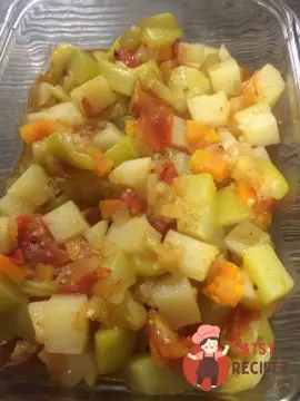 Швидке овочеве рагу з кабачком
