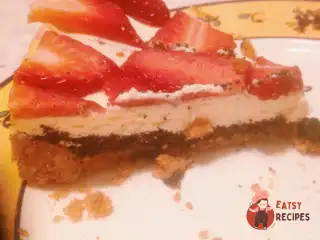 Чізкейк з маковим прошарком