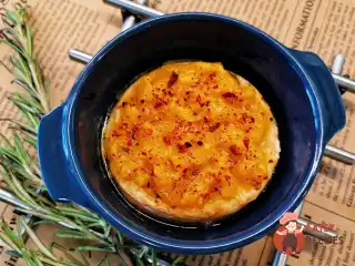 Сир бри з мандариновим чатні