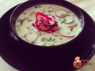 Окрошка з редькою на кефірі