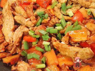 Курка теріяки з кускусом