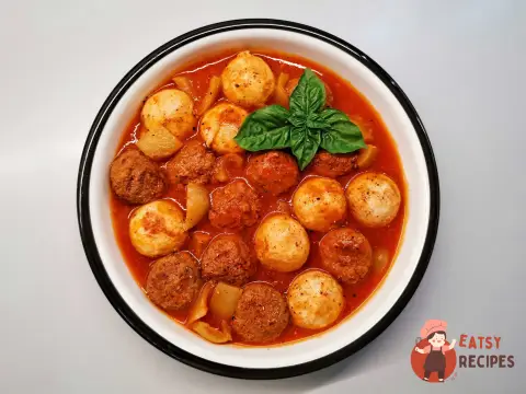 Фрикадельки з овочами