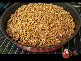 Горіхова гранола