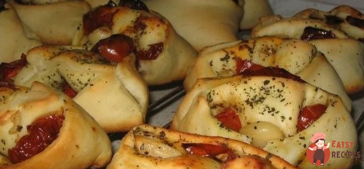 Булочки з печеними помідорами та часником