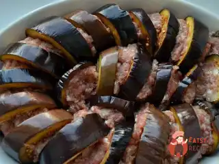 Баклажани, фаршировані м'ясом, по-турецьки