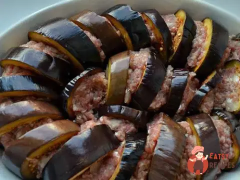 Баклажани, фаршировані м'ясом, по-турецьки